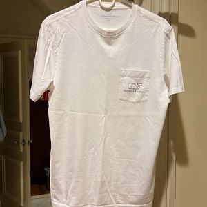 Vineyard Vine tee